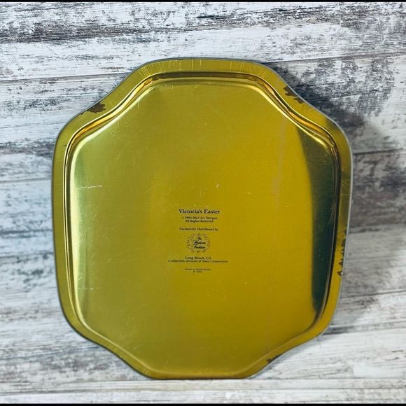 💎 Victoria’s Easter 💎 The Heirloom Tradition Tray - Picture 8 of 11